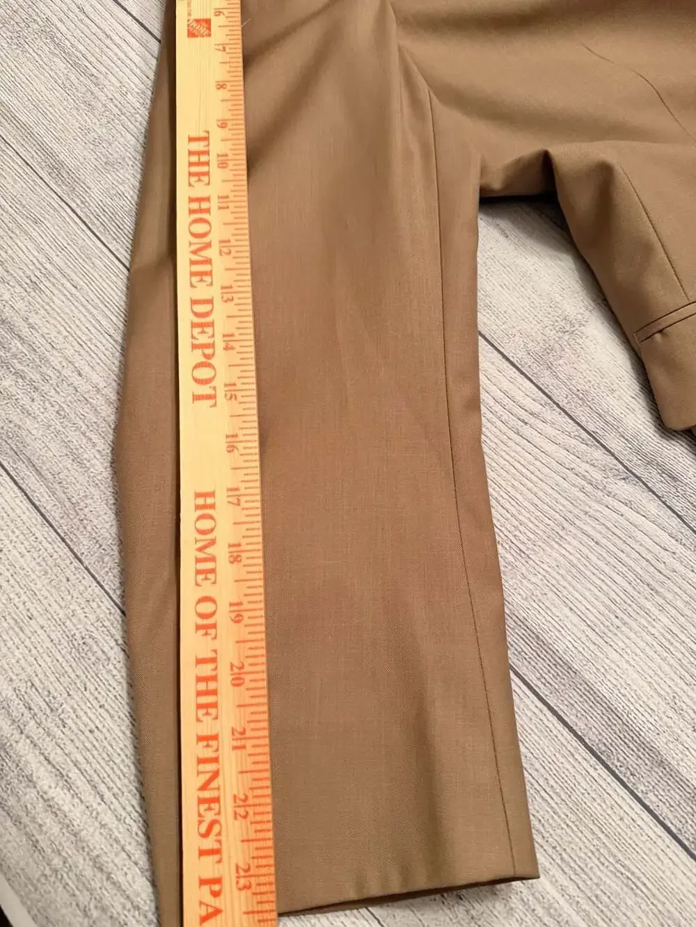 Vinci Men's Super 150's Designed in Italy Beige Two-Button Sport Coat 46S